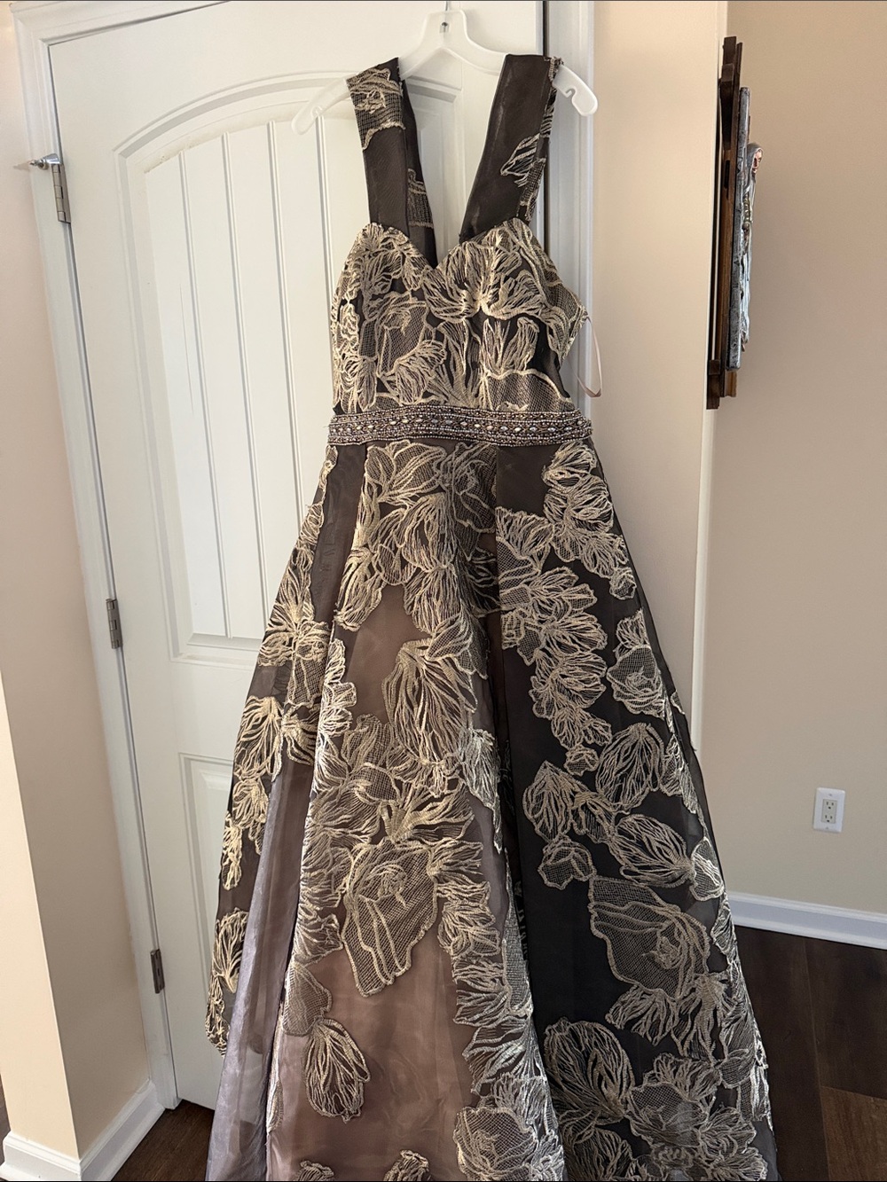 Women’s party dress